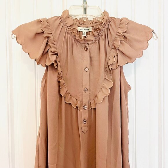Max Studio Flutter Sleeve Blouse in Beige (L) New with Tags - Picture 3 of 9